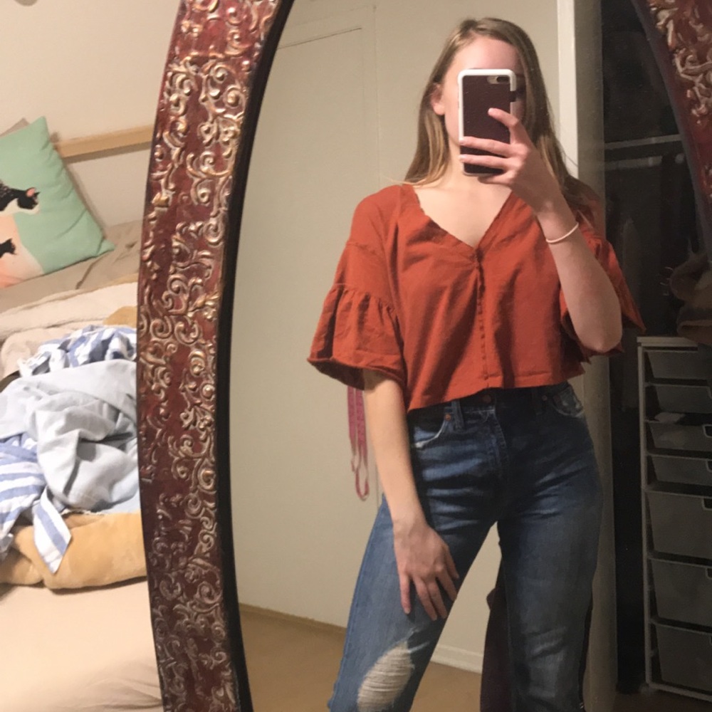 UO Cropped Burnt Orange Top